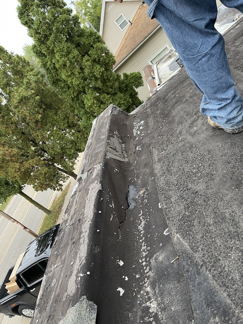 Lansing MI Roofing Services